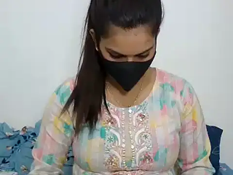 Snapshot of sparkling_queen chatting on 12, 12, 2024 sparkling queen online show from 12, 12, 2024