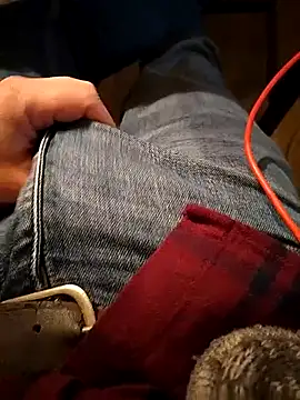 A man in public online show from 27, 2, 2026