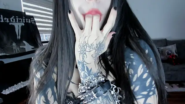 Snapshot of SophieHill_gh chatting on 31, 5, 2026 SophieHill gh online show from 31, 5, 2026