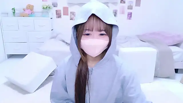 Snapshot of chihiro_ri chatting on 7, 10, 2025 chihiro ri online show from 7, 10, 2025