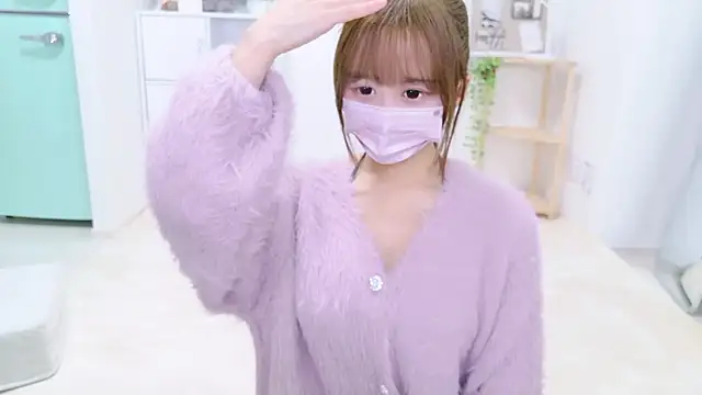 Snapshot of chihiro_ri chatting on 16, 10, 2025 chihiro ri online show from 16, 10, 2025