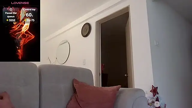 Snapshot of saramartinez1000 chatting on 2, 12, 2024 saramartinez1000 online show from 2, 12, 2024