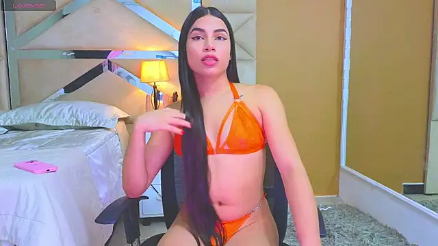 Tiphani walker  online show from 29, 12, 2024