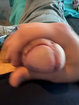 Sebastian24589 online show from 3, 3, 2025