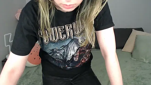 Mini Diva online show from 12, 9, 2025