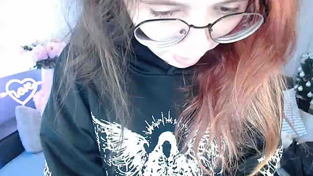 Mini Diva online show from 13, 3, 2026