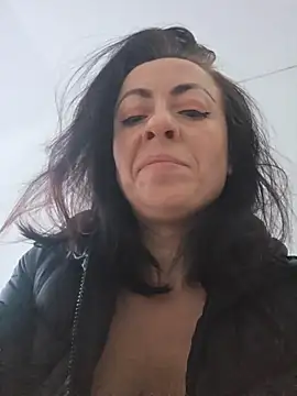 lovewildguy1 online show from 14, 1, 2026