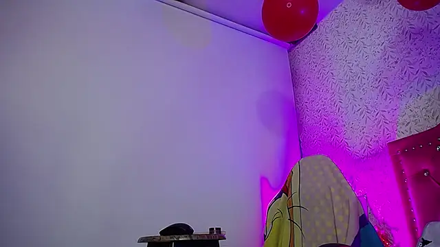 Snapshot of luly_pink chatting on 20, 2, 2026 luly pink online show from 20, 2, 2026