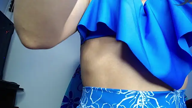 Snapshot of luly_pink chatting on 21, 3, 2026 luly pink online show from 21, 3, 2026