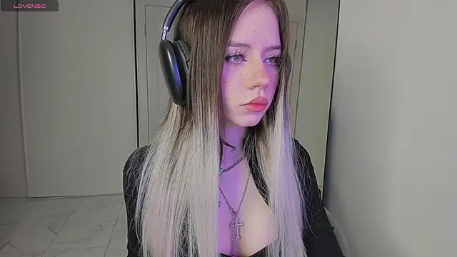 KellyBarton online show from 16, 3, 2025