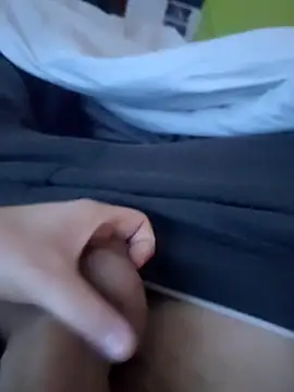 Snapshot of onbifeet chatting on 13, 12, 2024 onbifeet online show from 13, 12, 2024