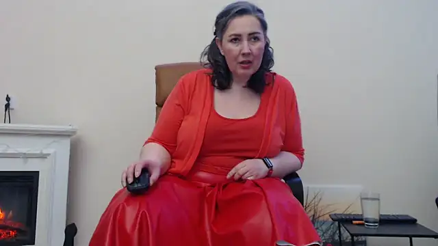 MilfGina online show from 21, 2, 2025