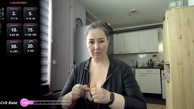 MilfGina online show from 7, 10, 2025