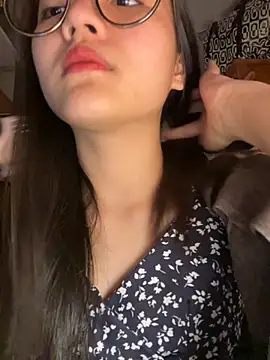 Krixxi22 online show from 8, 11, 2025