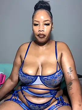 Snapshot of MimiCurves chatting on 20, 11, 2025 MimiCurves online show from 20, 11, 2025