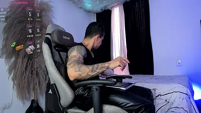 Snapshot of Aron_Dark chatting on 20, 6, 2026 Aron Dark online show from 20, 6, 2026