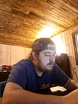 Snapshot of daddysmalldick502 chatting on 17, 9, 2025 daddysmalldick502 online show from 17, 9, 2025