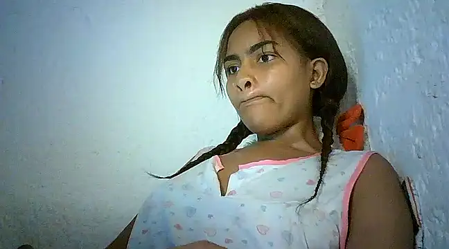 Bellabeltrann online show from 18, 1, 2025