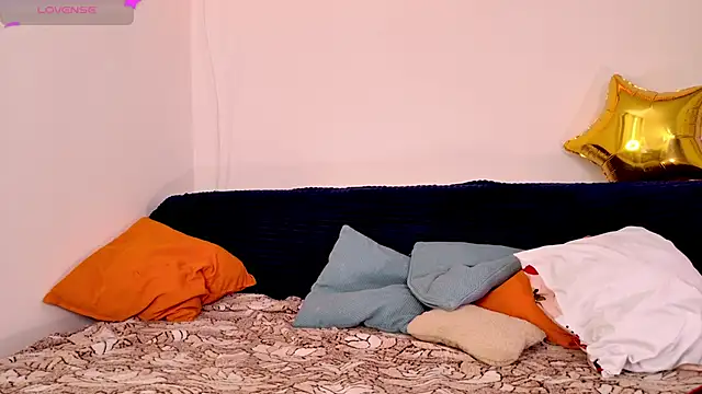 Snapshot of Lisa_sweetheels chatting on 19, 1, 2025 Lisa sweetheels online show from 19, 1, 2025