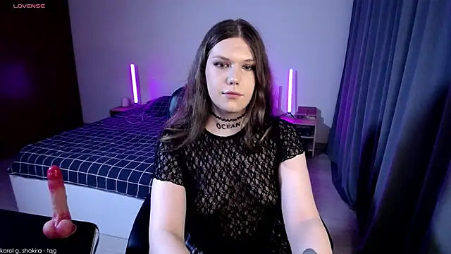 MicheleDoll online show from 15, 6, 2026