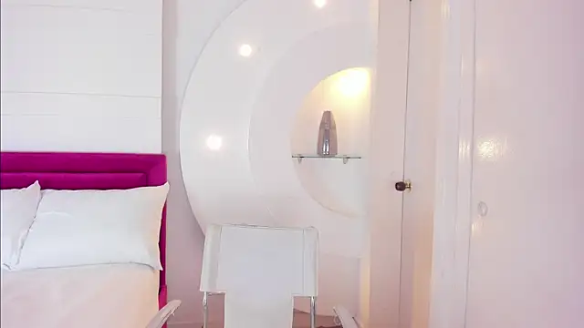 AliceHanz online show from 8, 1, 2025