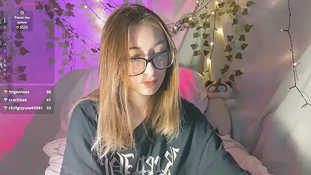 Snapshot of monlight__dana chatting on 6, 12, 2024 monlight  dana online show from 6, 12, 2024