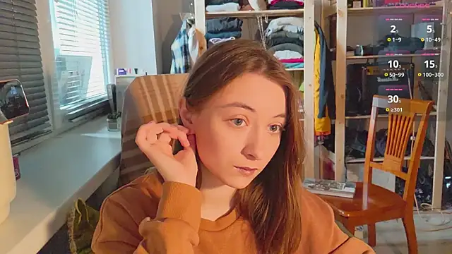 Snapshot of monlight__dana chatting on 8, 2, 2025 monlight  dana online show from 8, 2, 2025