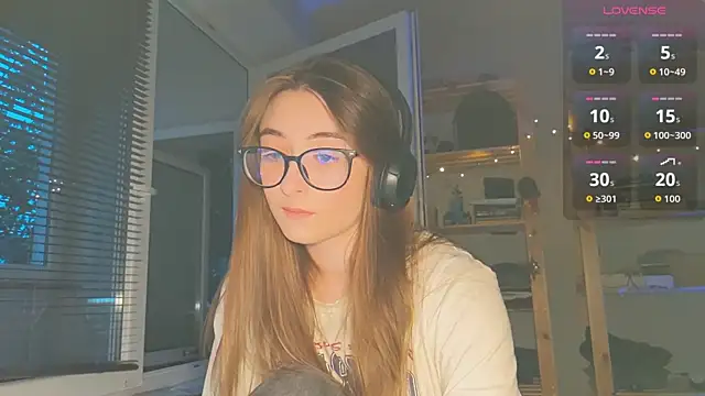 Snapshot of monlight__dana chatting on 14, 9, 2025 monlight  dana online show from 14, 9, 2025