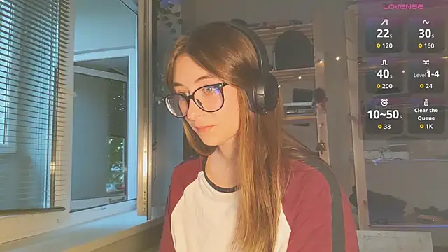 Snapshot of monlight__dana chatting on 21, 9, 2025 monlight  dana online show from 21, 9, 2025