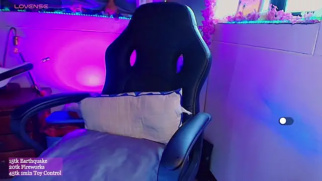 mariana scott   online show from 15, 9, 2025