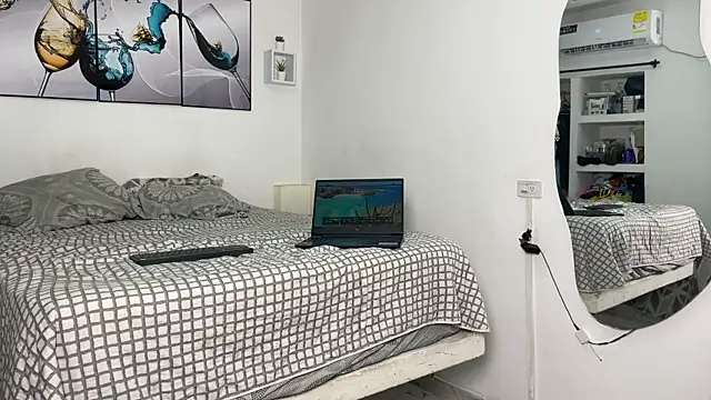 Snapshot of wendy_alejo1712 chatting on 8, 11, 2025 wendy alejo1712 online show from 8, 11, 2025