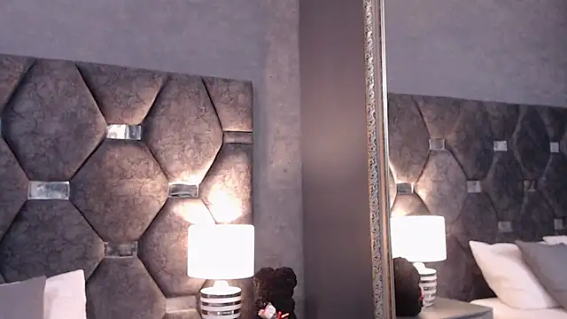 ScarletLenox online show from 16, 2, 2026