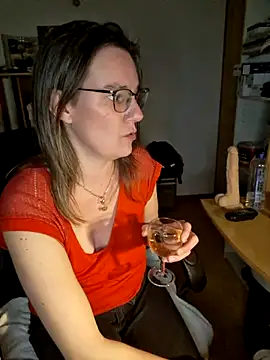 SpiceLea online show from 13, 1, 2025