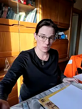 SpiceLea online show from 18, 1, 2025