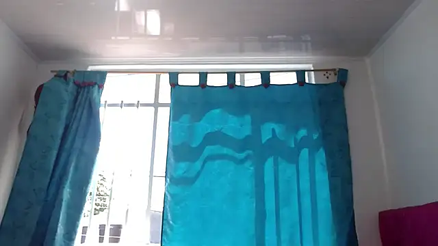 kiara milf  online show from 22, 1, 2025