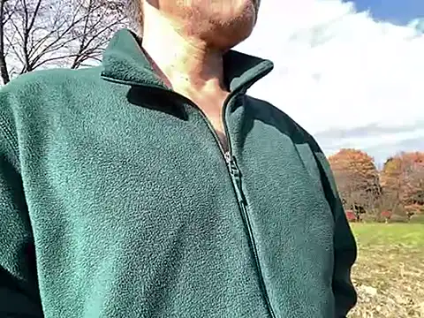 Snapshot of ge3noxxx chatting on 2, 12, 2024 ge3noxxx online show from 2, 12, 2024