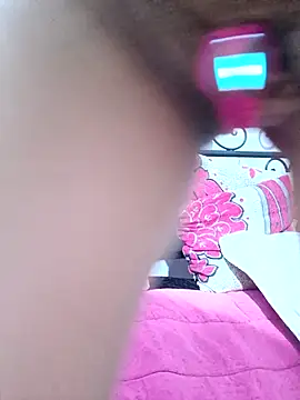 Snapshot of Fatina111 chatting on 4, 7, 2026 Fatina111 online show from 4, 7, 2026