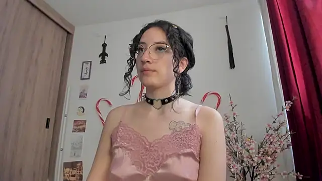 Tanya WorldBondage online show from 23, 12, 2024