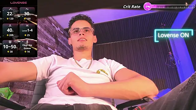 Snapshot of _white_fox_1 chatting on 28, 9, 2025 white fox 1 online show from 28, 9, 2025