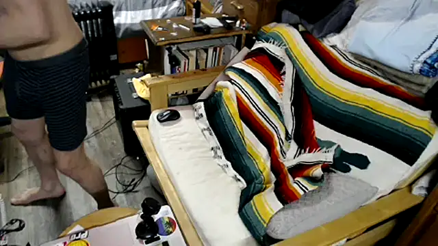 tongueispowerr6d9 online show from 12, 2, 2025