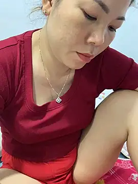 Baby-bigtits online show from 18, 3, 2025