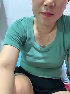 Baby-bigtits online show from 11, 9, 2025