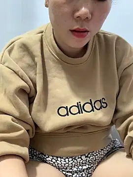 Baby-bigtits online show from 28, 11, 2025