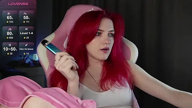 Snapshot of joyhannahh chatting on 18, 11, 2025 joyhannahh online show from 18, 11, 2025