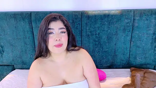 Snapshot of AgathaLynx chatting on 9, 2, 2026 AgathaLynx online show from 9, 2, 2026