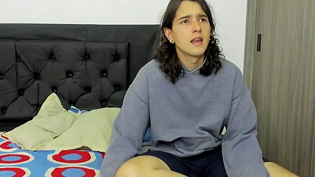 alex connorr online show from 3, 1, 2025