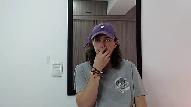 alex connorr online show from 6, 2, 2025