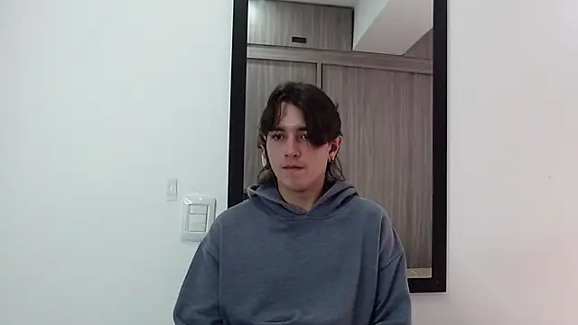 alex connorr online show from 19, 2, 2025