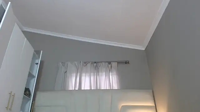 naughtyblackdolie online show from 23, 12, 2025