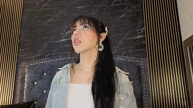 Snapshot of diosagolden chatting on 14, 11, 2025 diosagolden online show from 14, 11, 2025